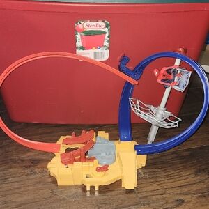 Hot Wheels Marvel Spider Man Track